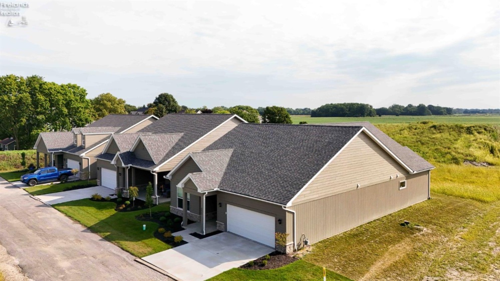 6025 Coventry Circle, Huron, 44, 3 Bedroom Bedrooms, ,2 BathroomBathrooms,Residential,For Sale,Coventry,20263575