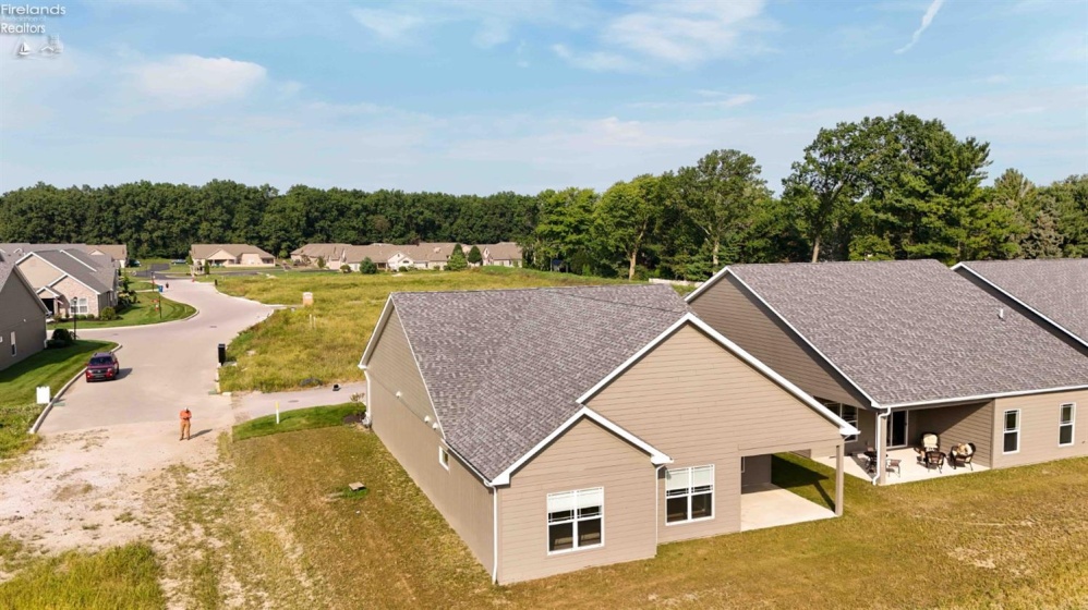 6025 Coventry Circle, Huron, 44, 3 Bedroom Bedrooms, ,2 BathroomBathrooms,Residential,For Sale,Coventry,20263575