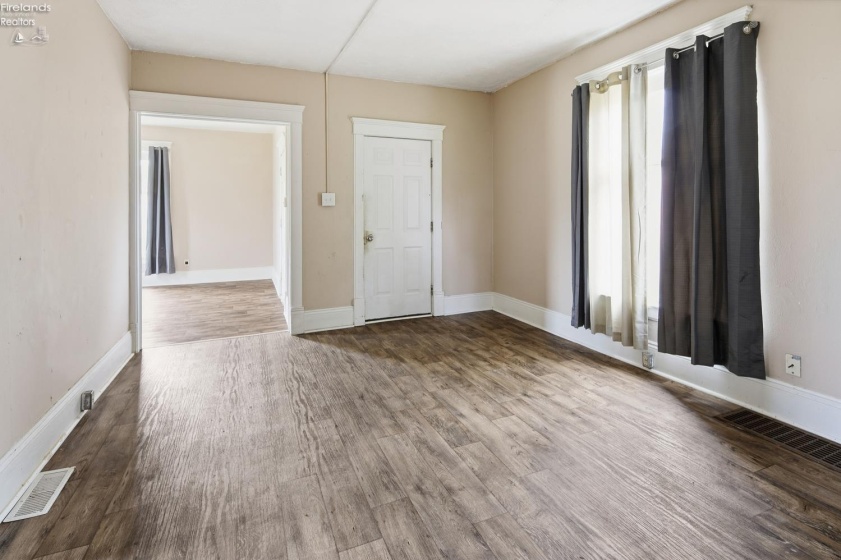 529 Tiffin Street, Fremont, 43420, 3 Bedroom Bedrooms, ,1 BathroomBathrooms,Residential,For Sale,Tiffin,20263628