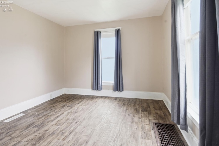 529 Tiffin Street, Fremont, 43420, 3 Bedroom Bedrooms, ,1 BathroomBathrooms,Residential,For Sale,Tiffin,20263628