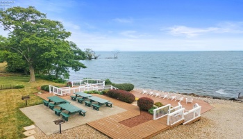 441 Lakeshore Drive, Kelleys Island, 43438, ,Commercial,For Sale,Lakeshore,20263497