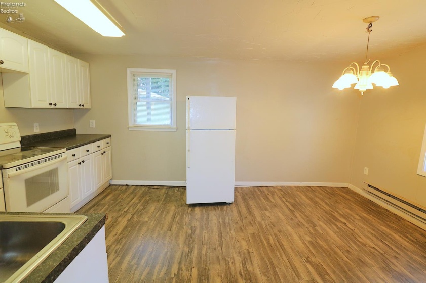 8 Chatham Street, Norwalk, 44857, ,Multiple Units,For Sale,Chatham,20263576