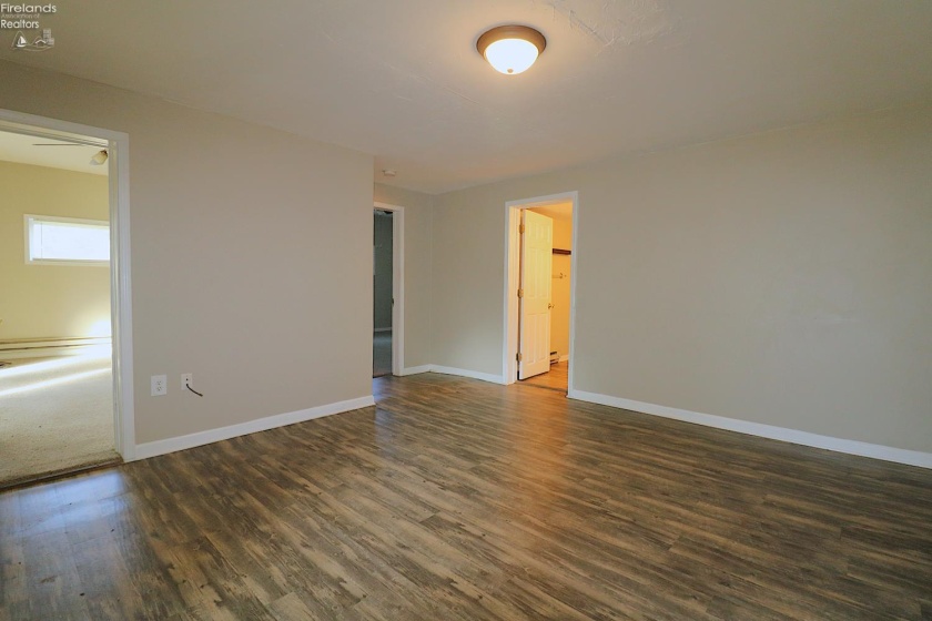8 Chatham Street, Norwalk, 44857, ,Multiple Units,For Sale,Chatham,20263576