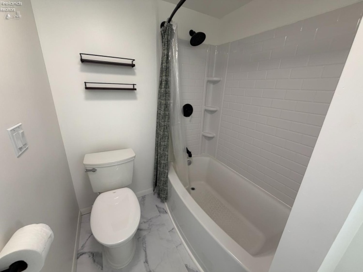 24 West Street, Norwalk, 44857, 3 Bedroom Bedrooms, ,2 BathroomBathrooms,Residential,For Sale,West,20263610