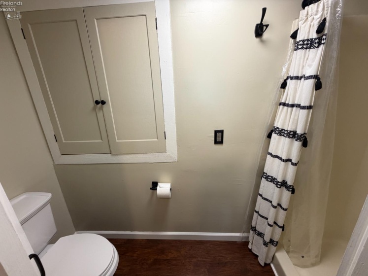 24 West Street, Norwalk, 44857, 3 Bedroom Bedrooms, ,2 BathroomBathrooms,Residential,For Sale,West,20263610