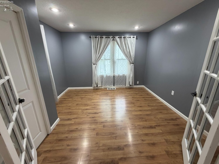 24 West Street, Norwalk, 44857, 3 Bedroom Bedrooms, ,2 BathroomBathrooms,Residential,For Sale,West,20263610