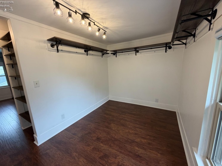 24 West Street, Norwalk, 44857, 3 Bedroom Bedrooms, ,2 BathroomBathrooms,Residential,For Sale,West,20263610