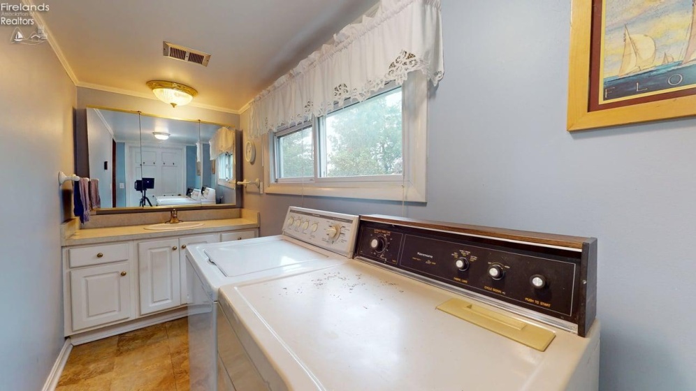 5981 Sherman-Norwich Road, Bellevue, 44811, 3 Bedroom Bedrooms, ,2 BathroomBathrooms,Residential,For Sale,Sherman-Norwich,20263581