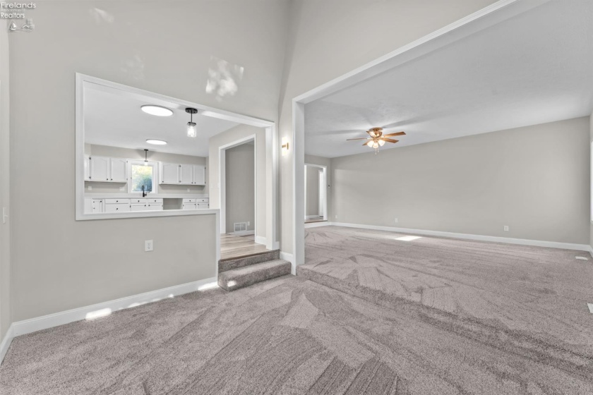 1101 main Street, Clyde, 43410, 3 Bedroom Bedrooms, ,2 BathroomBathrooms,Residential,For Sale,main,20263526