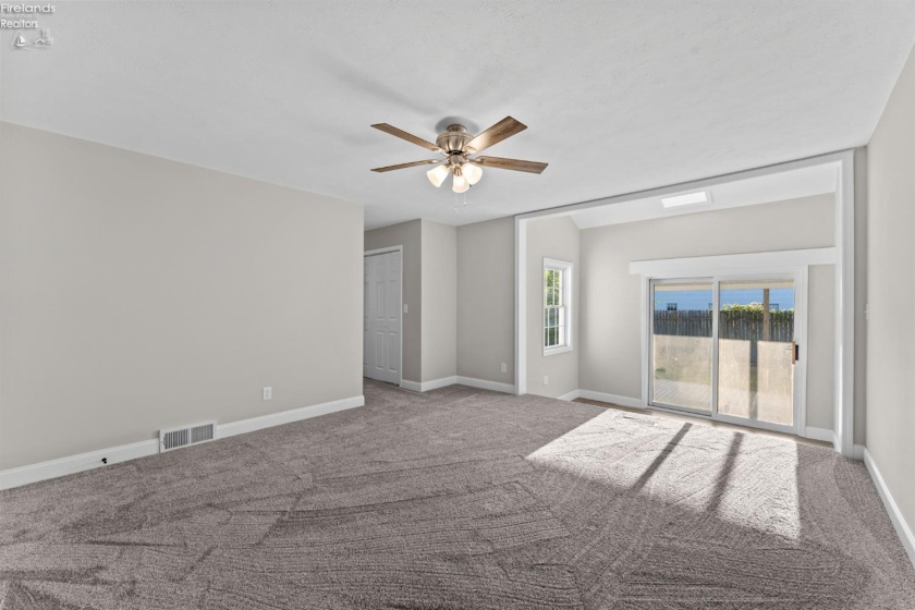 1101 main Street, Clyde, 43410, 3 Bedroom Bedrooms, ,2 BathroomBathrooms,Residential,For Sale,main,20263526