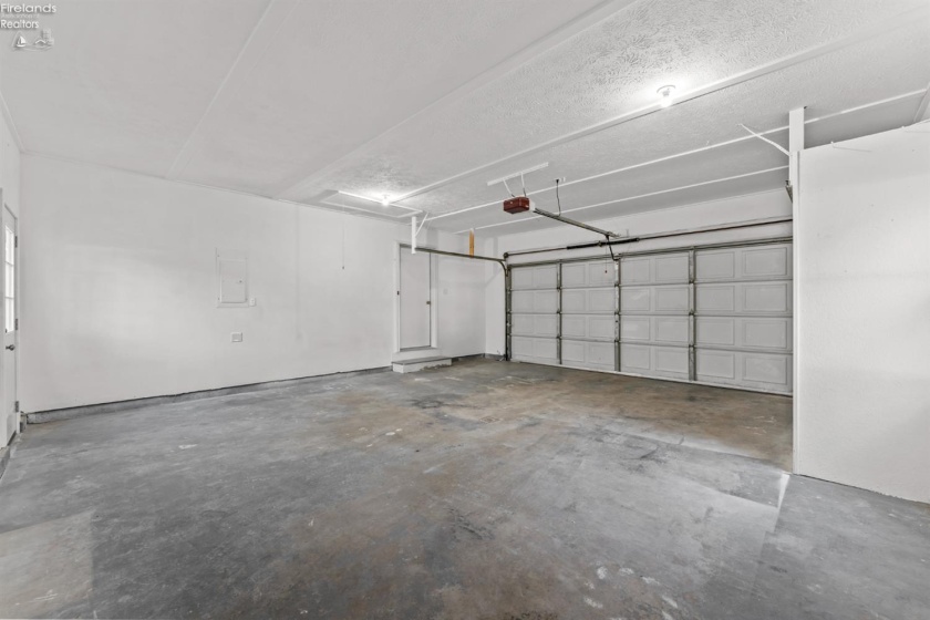 1101 main Street, Clyde, 43410, 3 Bedroom Bedrooms, ,2 BathroomBathrooms,Residential,For Sale,main,20263526