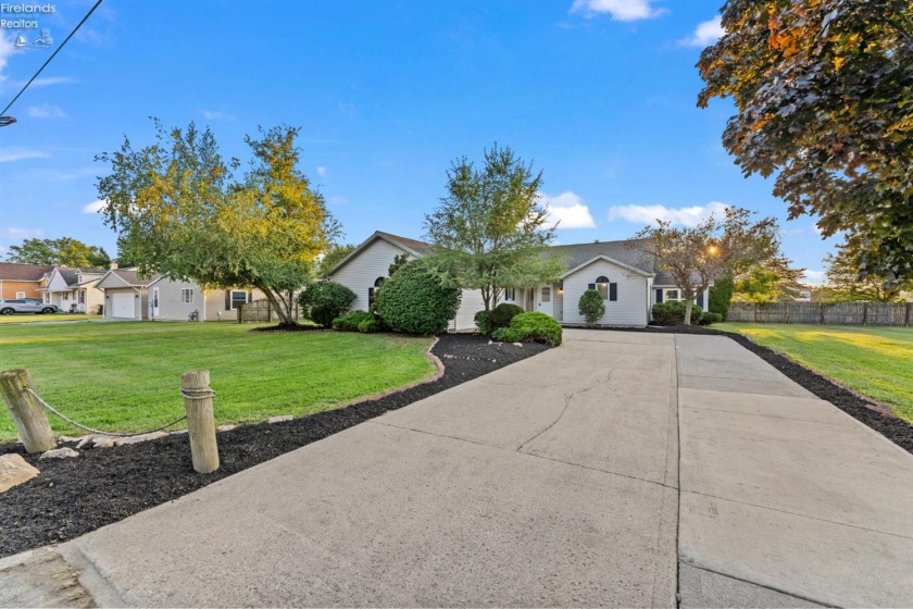 1101 main Street, Clyde, 43410, 3 Bedroom Bedrooms, ,2 BathroomBathrooms,Residential,For Sale,main,20263526