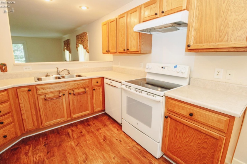 119 Country View Drive, Bellevue, 44811, 3 Bedroom Bedrooms, ,2 BathroomBathrooms,Residential,For Sale,Country View,20263417