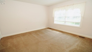 119 Country View Drive, Bellevue, 44811, 3 Bedroom Bedrooms, ,2 BathroomBathrooms,Residential,For Sale,Country View,20263417