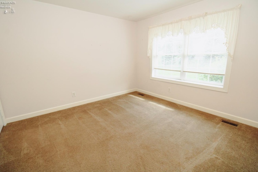 119 Country View Drive, Bellevue, 44811, 3 Bedroom Bedrooms, ,2 BathroomBathrooms,Residential,For Sale,Country View,20263417