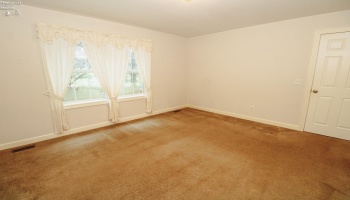 119 Country View Drive, Bellevue, 44811, 3 Bedroom Bedrooms, ,2 BathroomBathrooms,Residential,For Sale,Country View,20263417