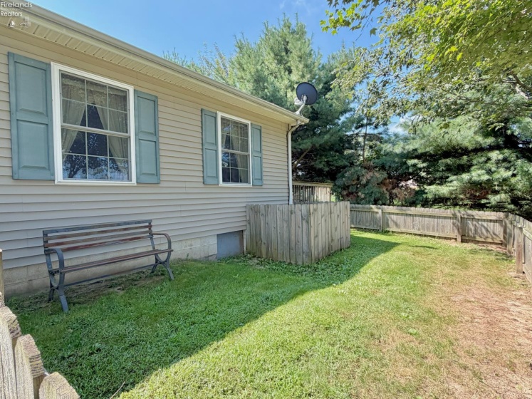 119 Country View Drive, Bellevue, 44811, 3 Bedroom Bedrooms, ,2 BathroomBathrooms,Residential,For Sale,Country View,20263417
