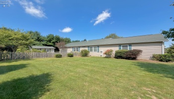 119 Country View Drive, Bellevue, 44811, 3 Bedroom Bedrooms, ,2 BathroomBathrooms,Residential,For Sale,Country View,20263417