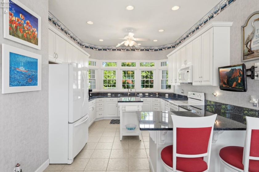 2158 Dorchester Drive, Marblehead, 43440, 4 Bedroom Bedrooms, ,4 BathroomBathrooms,Residential,For Sale,Dorchester,20263563