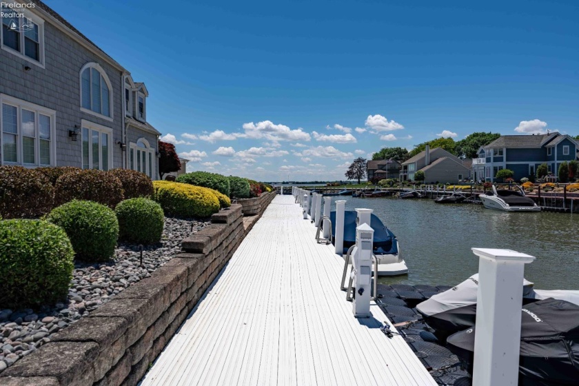 2158 Dorchester Drive, Marblehead, 43440, 4 Bedroom Bedrooms, ,4 BathroomBathrooms,Residential,For Sale,Dorchester,20263563