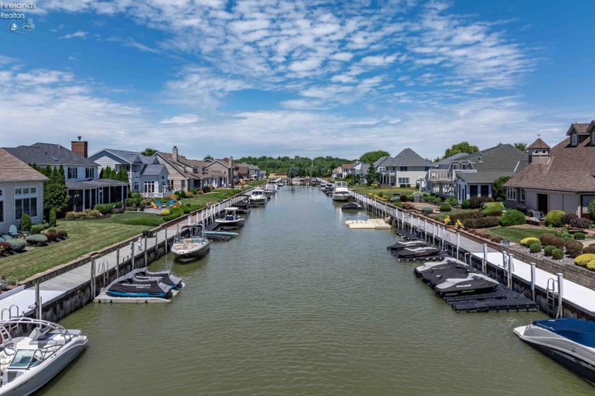 2158 Dorchester Drive, Marblehead, 43440, 4 Bedroom Bedrooms, ,4 BathroomBathrooms,Residential,For Sale,Dorchester,20263563
