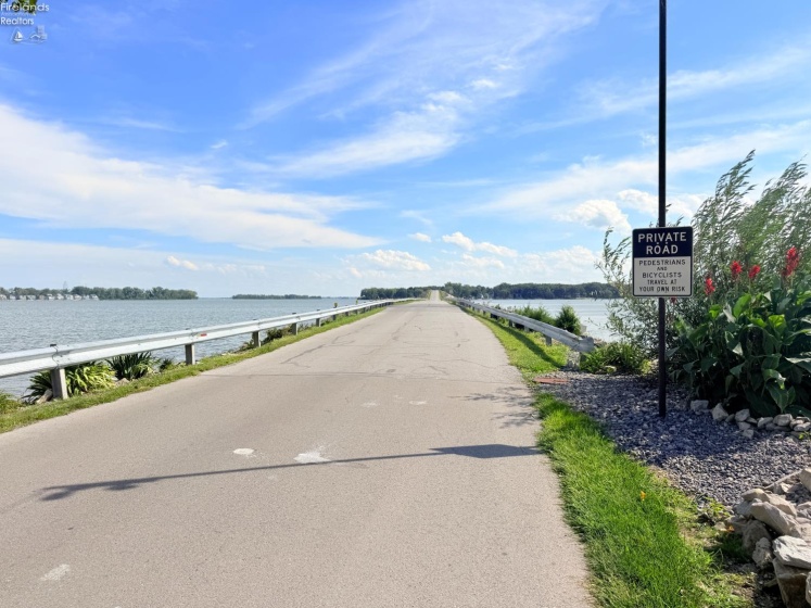 0 Memorial Shoreway Drive, Marblehead, 43440, ,Land,For Sale,Memorial Shoreway,20263598