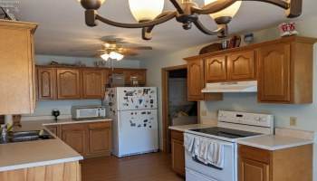 210 Grand Avenue, Clyde, 43410, 2 Bedroom Bedrooms, ,2 BathroomBathrooms,Residential,For Sale,Grand,20263496