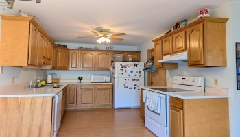 210 Grand Avenue, Clyde, 43410, 2 Bedroom Bedrooms, ,2 BathroomBathrooms,Residential,For Sale,Grand,20263496