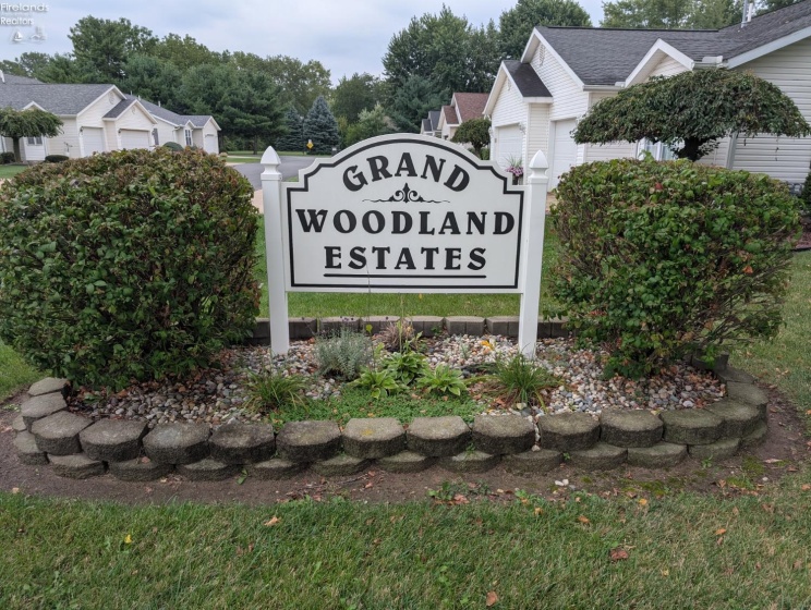 210 Grand Avenue, Clyde, 43410, 2 Bedroom Bedrooms, ,2 BathroomBathrooms,Residential,For Sale,Grand,20263496