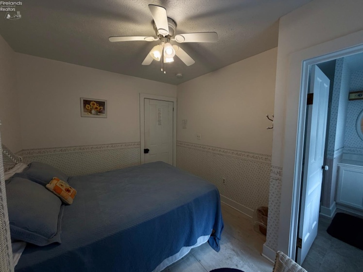 350 Walnut Avenue, Lakeside, 43440, 9 Bedroom Bedrooms, ,9 BathroomBathrooms,Residential,For Sale,Walnut,20263604