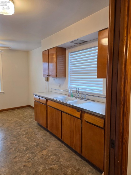 609 Clinton Street, Port Clinton, 43452, 3 Bedroom Bedrooms, ,1 BathroomBathrooms,Residential,For Sale,Clinton,20263456