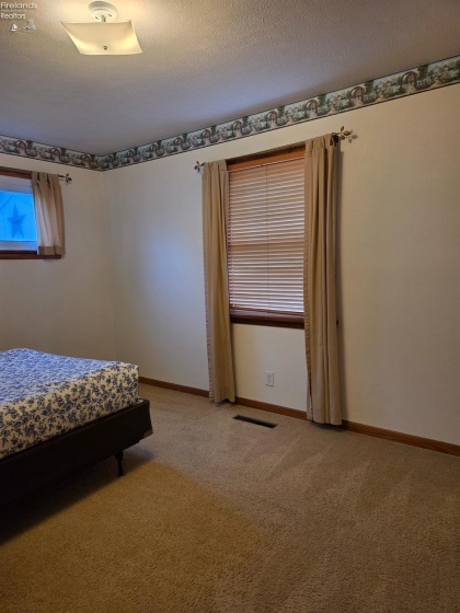 609 Clinton Street, Port Clinton, 43452, 3 Bedroom Bedrooms, ,1 BathroomBathrooms,Residential,For Sale,Clinton,20263456