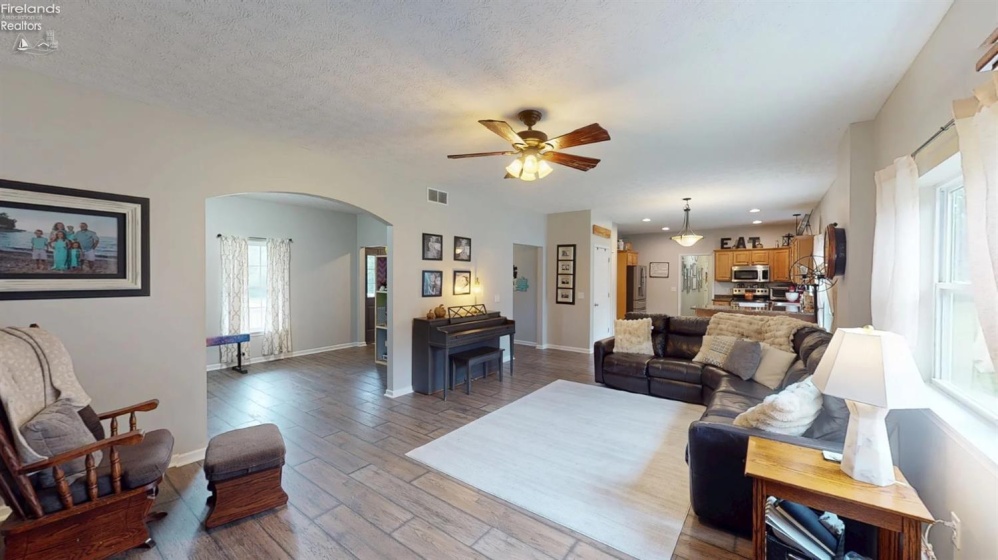1034 Northwest Road, Castalia, 44824, 4 Bedroom Bedrooms, ,3 BathroomBathrooms,Residential,For Sale,Northwest,20263570