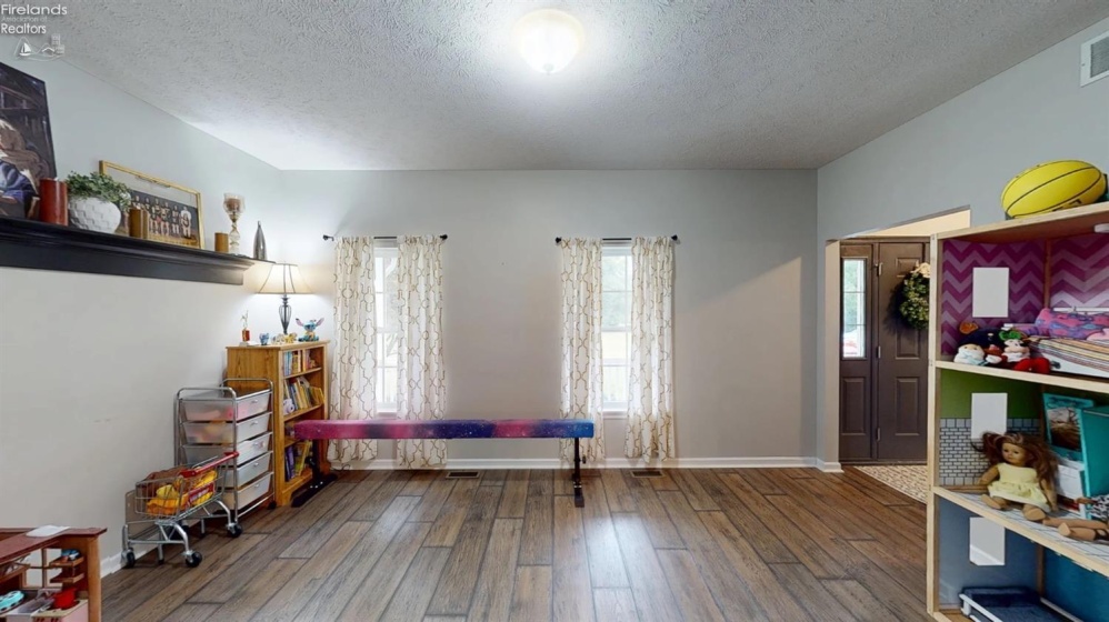 1034 Northwest Road, Castalia, 44824, 4 Bedroom Bedrooms, ,3 BathroomBathrooms,Residential,For Sale,Northwest,20263570