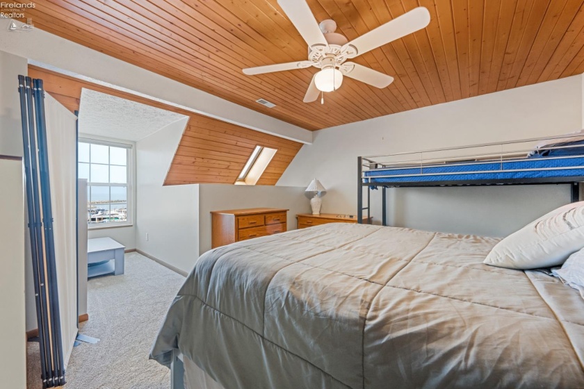91 Schooner Point Drive, Port Clinton, 43452, 2 Bedroom Bedrooms, ,2 BathroomBathrooms,Residential,For Sale,Schooner Point,20263481