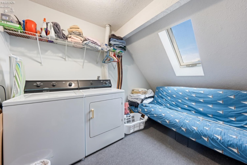 91 Schooner Point Drive, Port Clinton, 43452, 2 Bedroom Bedrooms, ,2 BathroomBathrooms,Residential,For Sale,Schooner Point,20263481