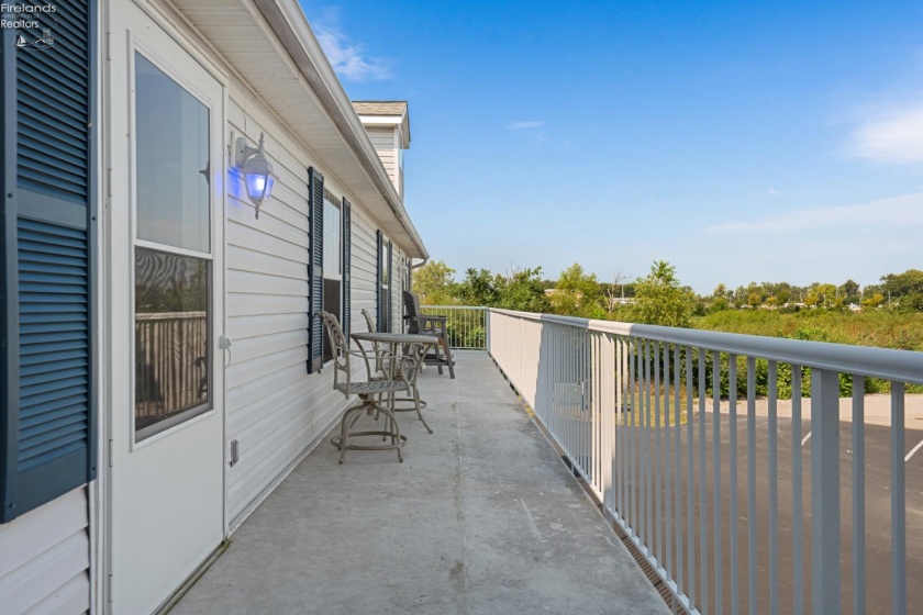 91 Schooner Point Drive, Port Clinton, 43452, 2 Bedroom Bedrooms, ,2 BathroomBathrooms,Residential,For Sale,Schooner Point,20263481