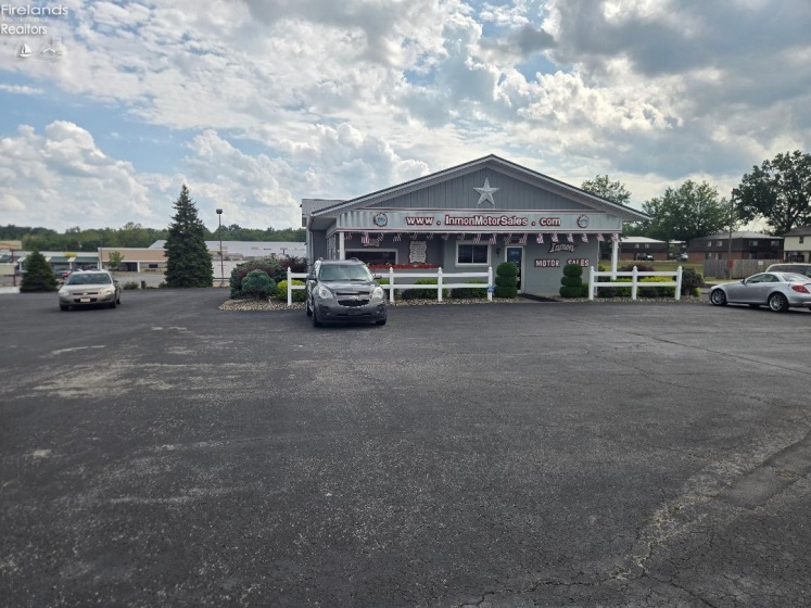 3 Walton Street, Willard, 44890, ,Commercial,For Sale,Walton,20263651