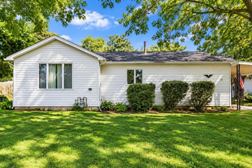 7653 Washington St., Flat Rock, 44828, 2 Bedroom Bedrooms, ,1 BathroomBathrooms,Residential,For Sale,Washington St.,20263500