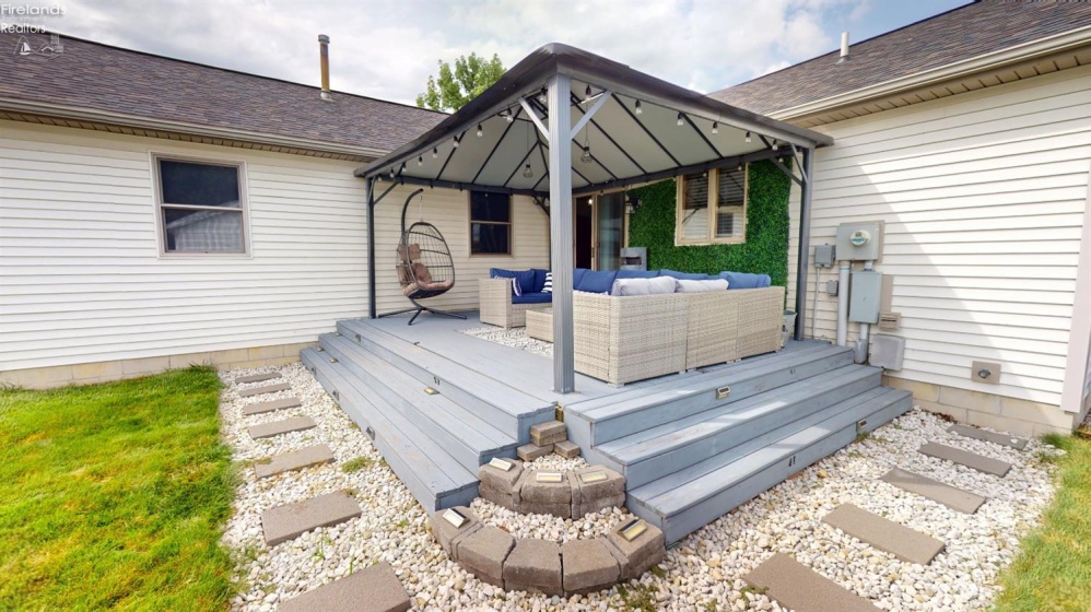 45 Whitney Drive, Fremont, 43420, 2 Bedroom Bedrooms, ,2 BathroomBathrooms,Residential,For Sale,Whitney,20263676
