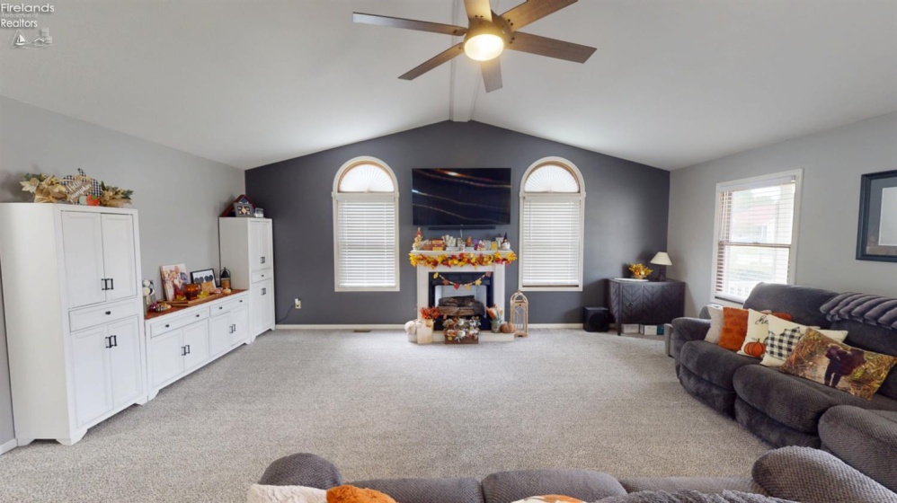45 Whitney Drive, Fremont, 43420, 2 Bedroom Bedrooms, ,2 BathroomBathrooms,Residential,For Sale,Whitney,20263676