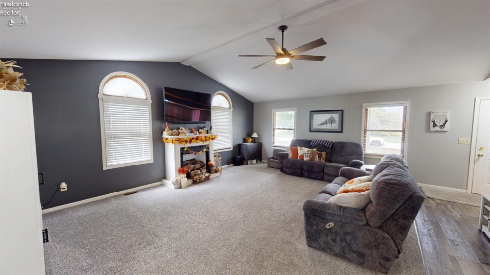 45 Whitney Drive, Fremont, 43420, 2 Bedroom Bedrooms, ,2 BathroomBathrooms,Residential,For Sale,Whitney,20263676