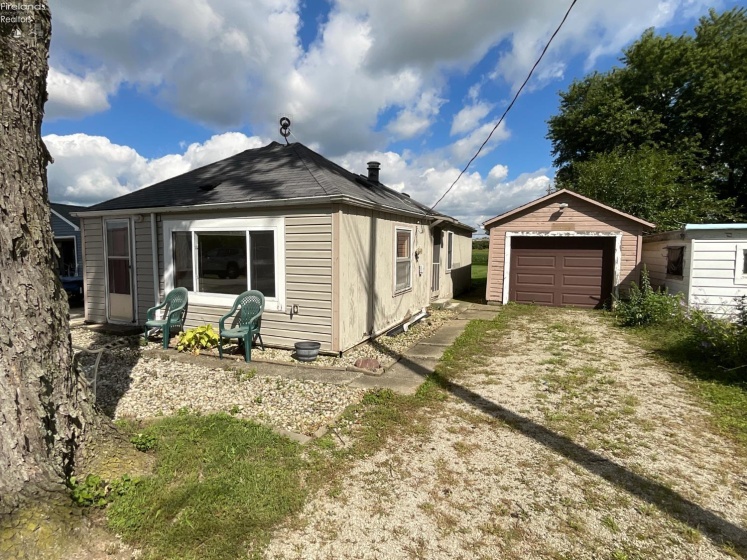 306 Ream Road, Fremont, 43420, 1 Bedroom Bedrooms, ,1 BathroomBathrooms,Residential,For Sale,Ream Road,20263645