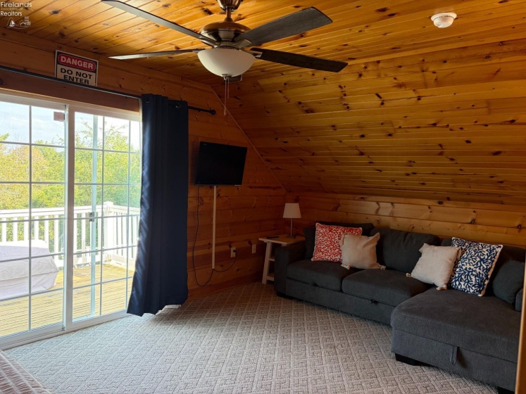 203 Lower Cliff Drive, Kelleys Island, 43438, 4 Bedroom Bedrooms, ,2 BathroomBathrooms,Residential,For Sale,Lower Cliff,20263596