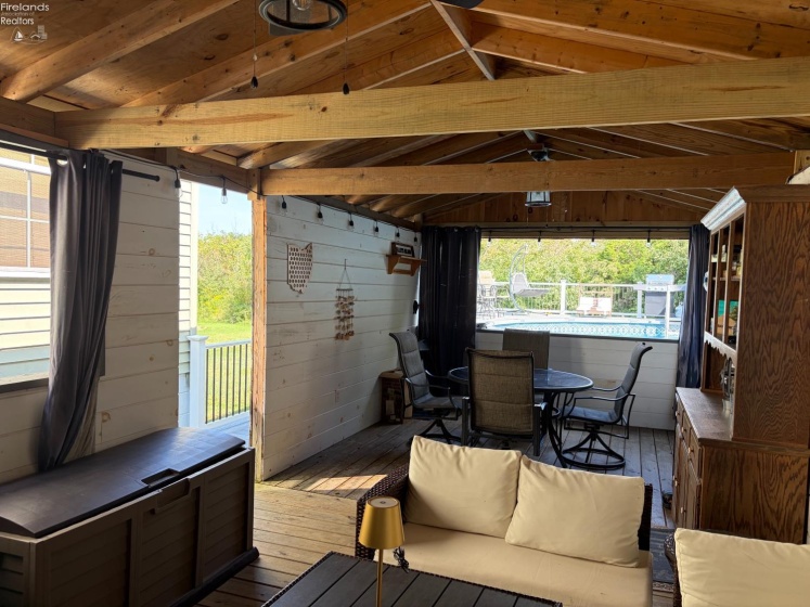 203 Lower Cliff Drive, Kelleys Island, 43438, 4 Bedroom Bedrooms, ,2 BathroomBathrooms,Residential,For Sale,Lower Cliff,20263596