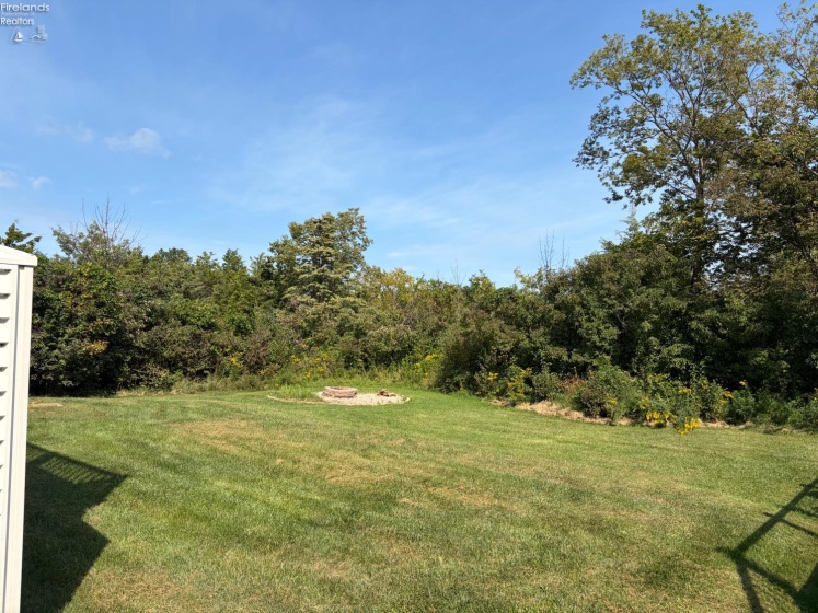 203 Lower Cliff Drive, Kelleys Island, 43438, 4 Bedroom Bedrooms, ,2 BathroomBathrooms,Residential,For Sale,Lower Cliff,20263596