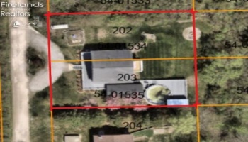 203 Lower Cliff Drive, Kelleys Island, 43438, 4 Bedroom Bedrooms, ,2 BathroomBathrooms,Residential,For Sale,Lower Cliff,20263596