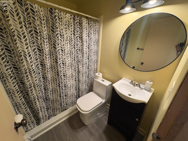 4700 Chelsea Drive, Lorain, 44055, 4 Bedroom Bedrooms, ,1 BathroomBathrooms,Residential,For Sale,Chelsea,20263689