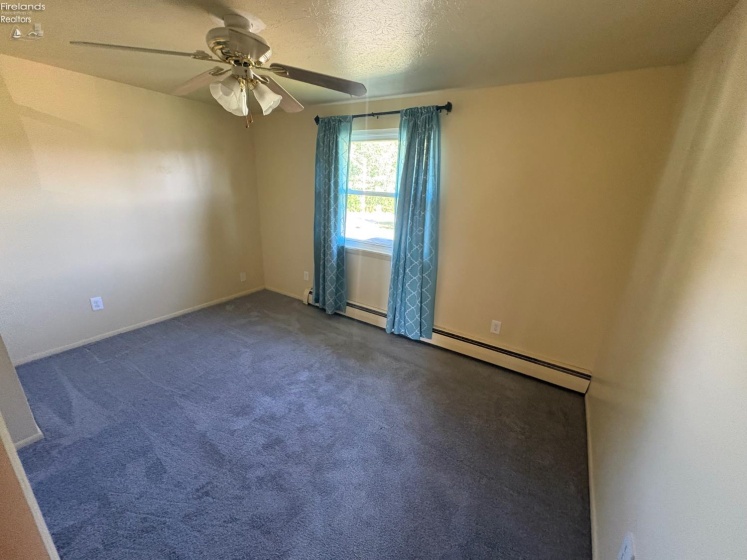 4700 Chelsea Drive, Lorain, 44055, 4 Bedroom Bedrooms, ,1 BathroomBathrooms,Residential,For Sale,Chelsea,20263689