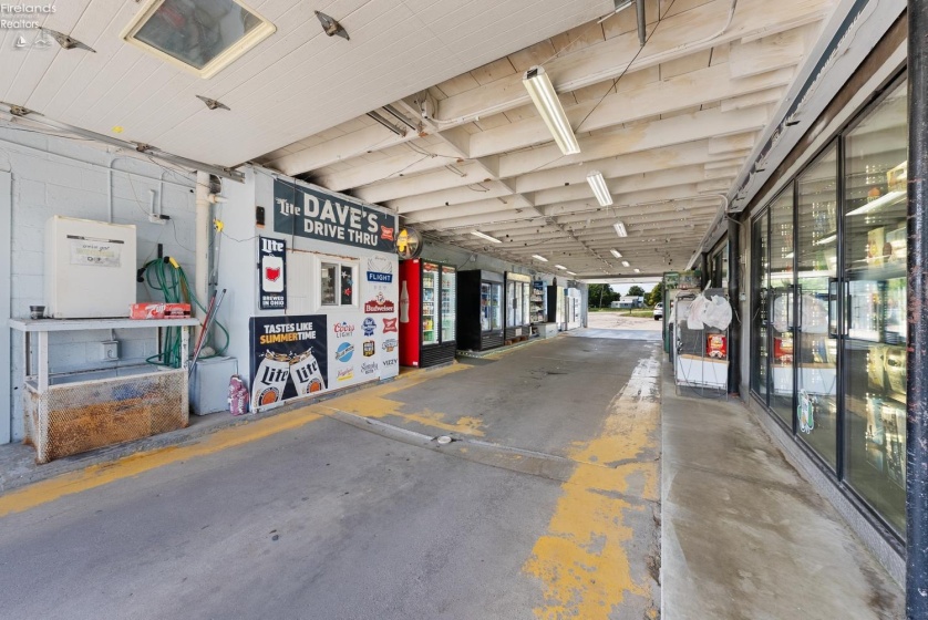 7697 harbor Road, Lakeside, 43440, ,Commercial,For Sale,harbor,20263655
